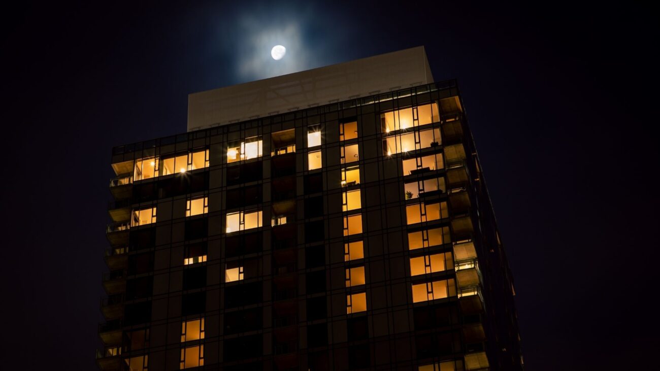 Nattligt trafikbuller kopplas till förhöjda kolesterolnivåer – ny europeisk studie pekar på underskattad riskfaktor